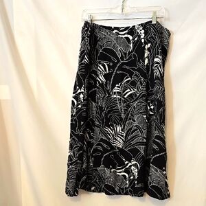 Briggs New York, Skirt, XL, Black, White, Jungle Floral Print, 100% Rayon, Flowy